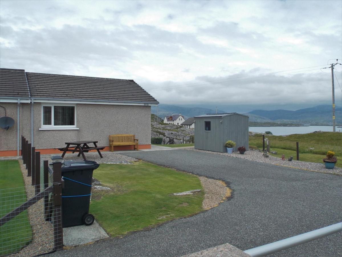 Riverside Tarbert  Exterior photo